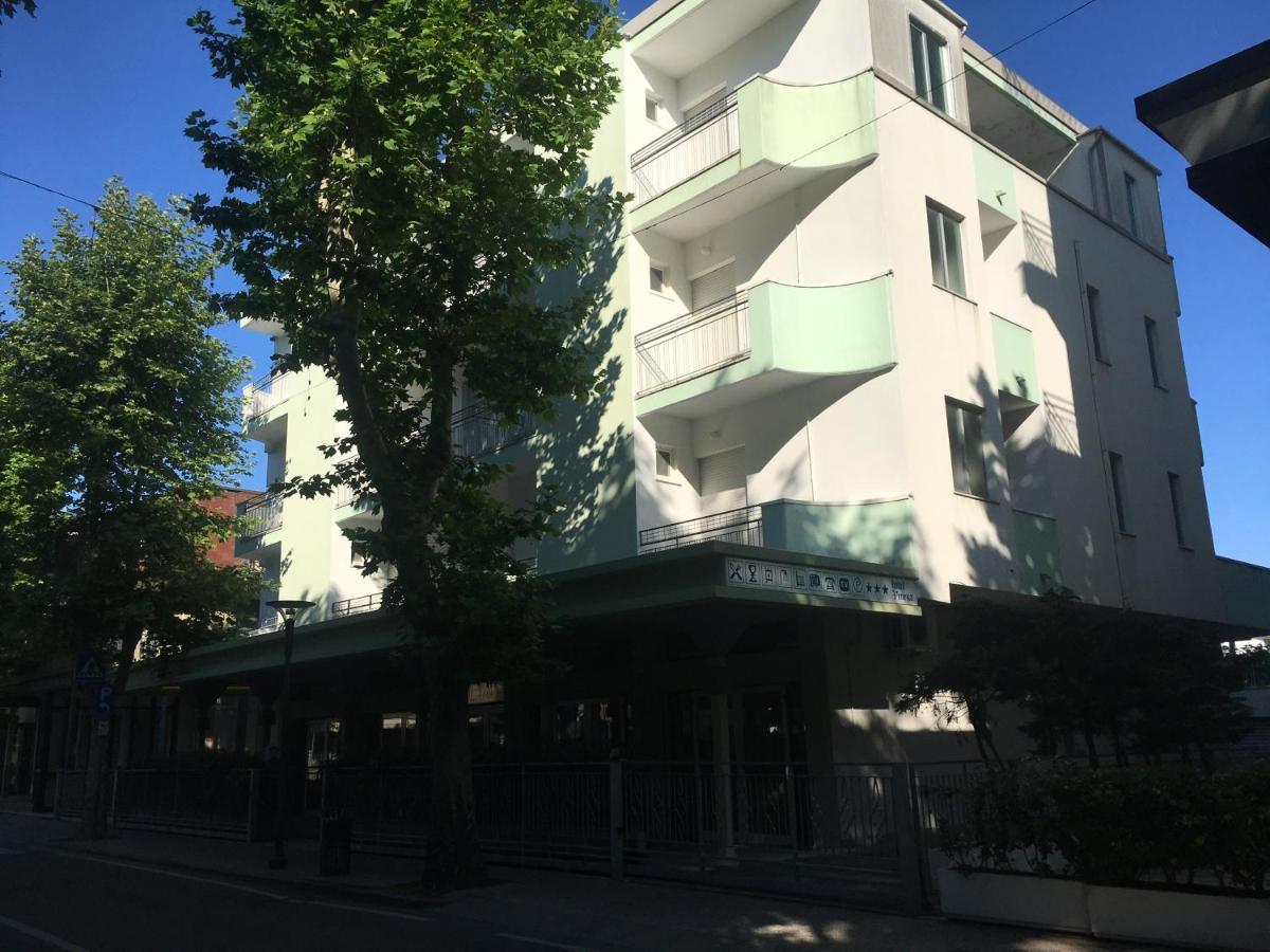Hotel Venezia San Mauro Mare Eksteriør bilde